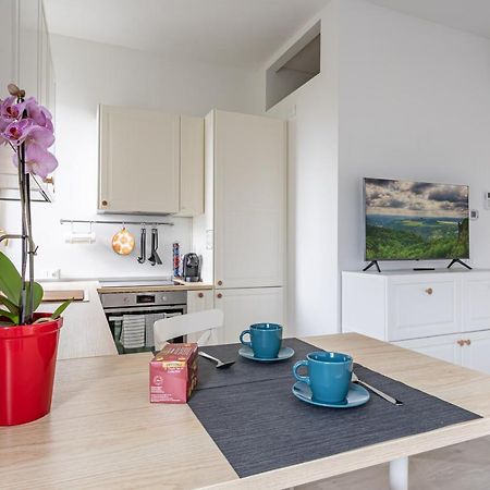 House Maga - By Host4U Apartment Brescia Bagian luar foto