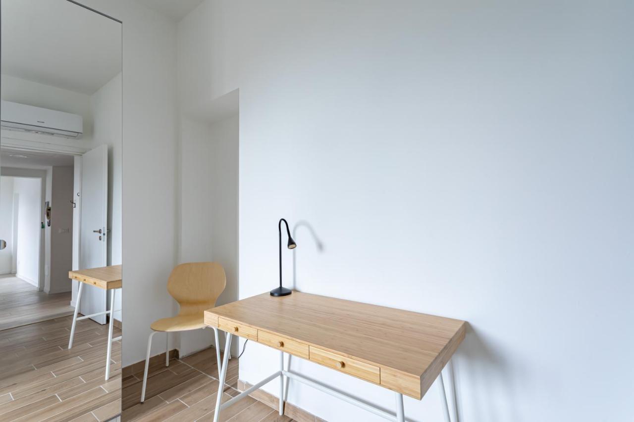 House Maga - By Host4U Apartment Brescia Bagian luar foto