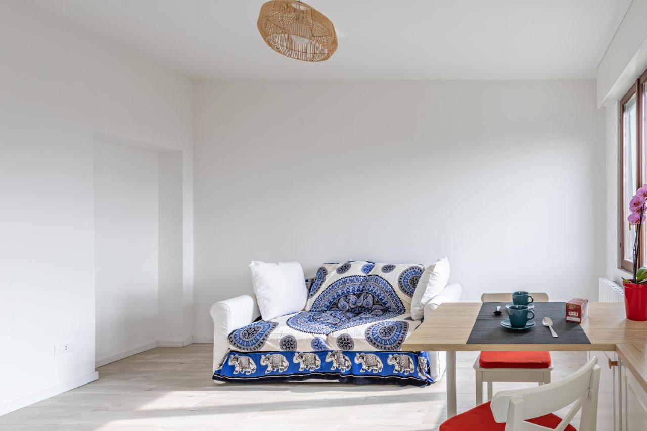 House Maga - By Host4U Apartment Brescia Bagian luar foto