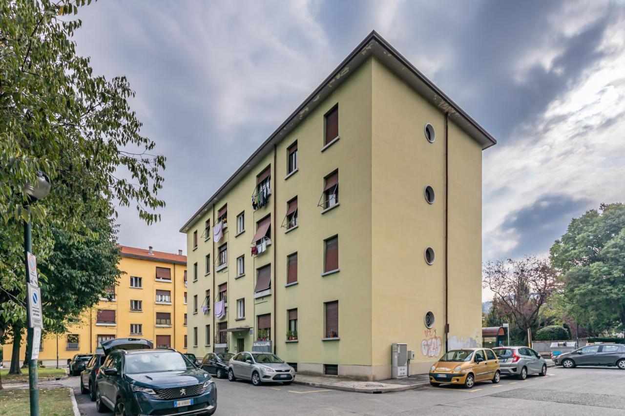 House Maga - By Host4U Apartment Brescia Bagian luar foto